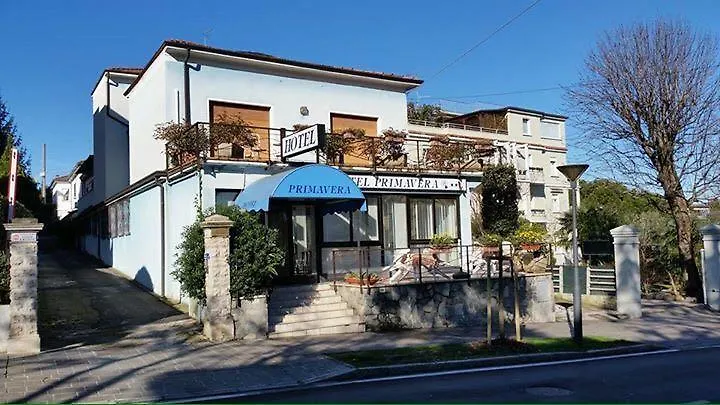 Hotel Primavera Desenzano del Garda 2*,  İtalya