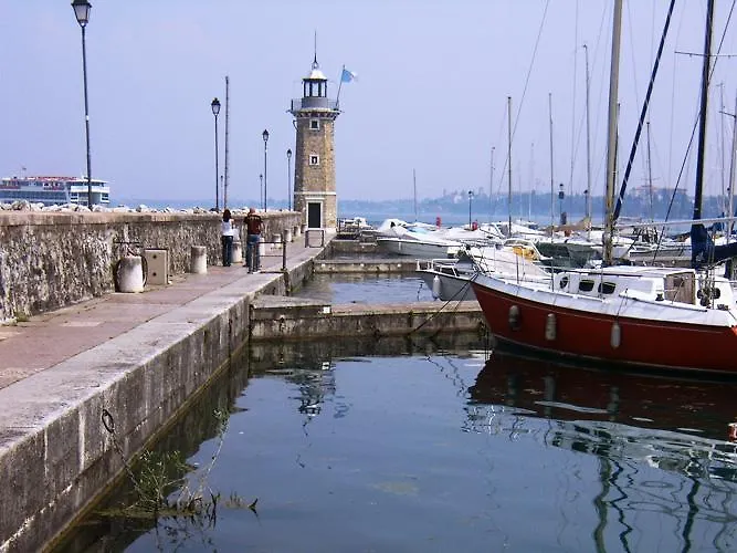 Hotel Primavera Desenzano del Garda İtalya